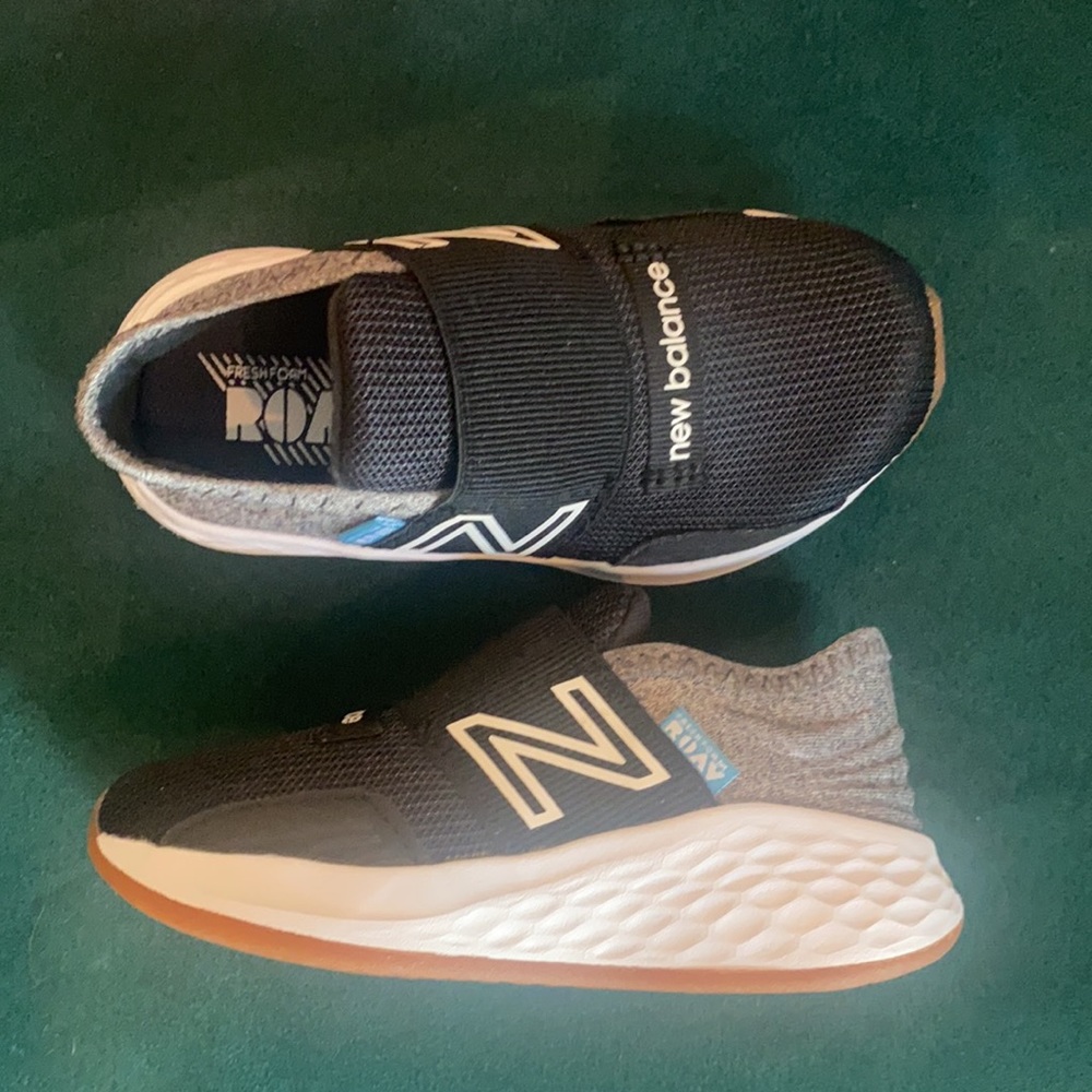 Boys New Balance slip on sneakers